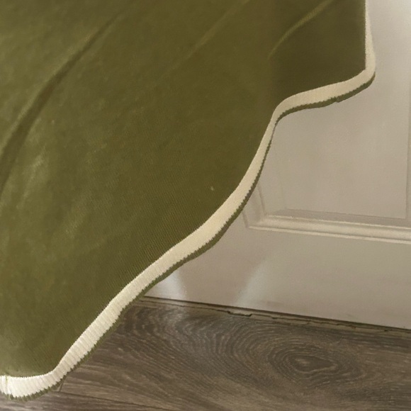 Women's Olive Lounge Wear Set with White Trim size larg - Picture 7 of 9